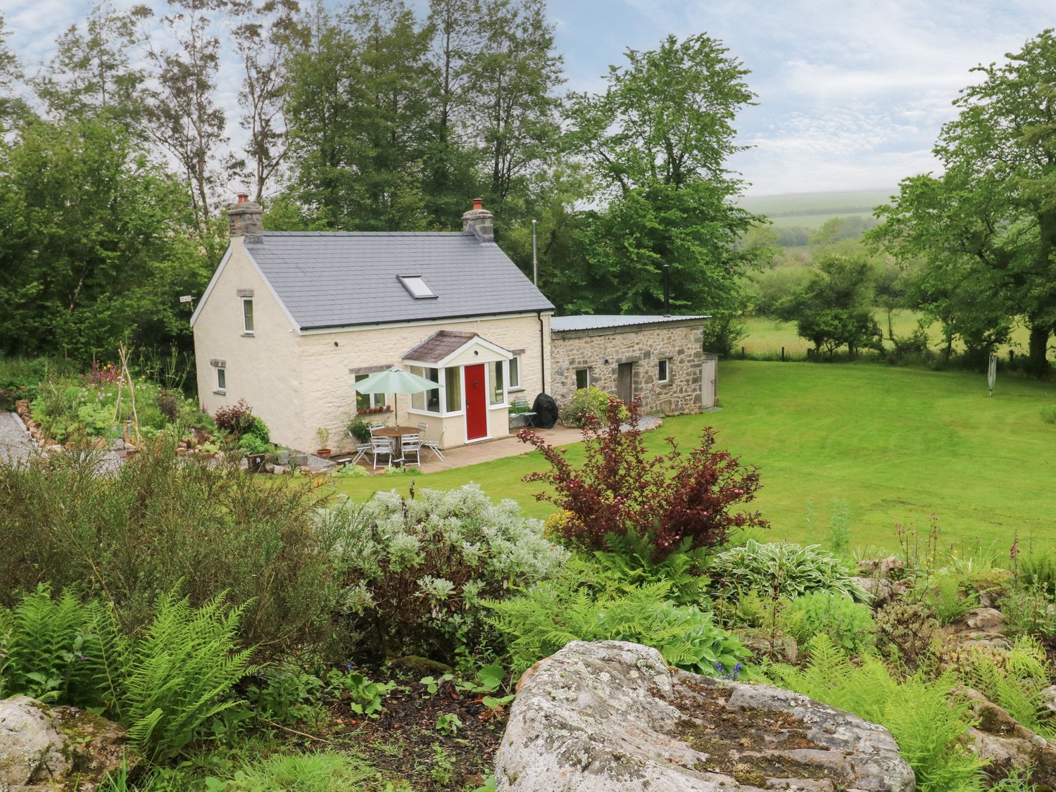 Pwll Cottage Amroth Marros Self Catering Holiday Cottage