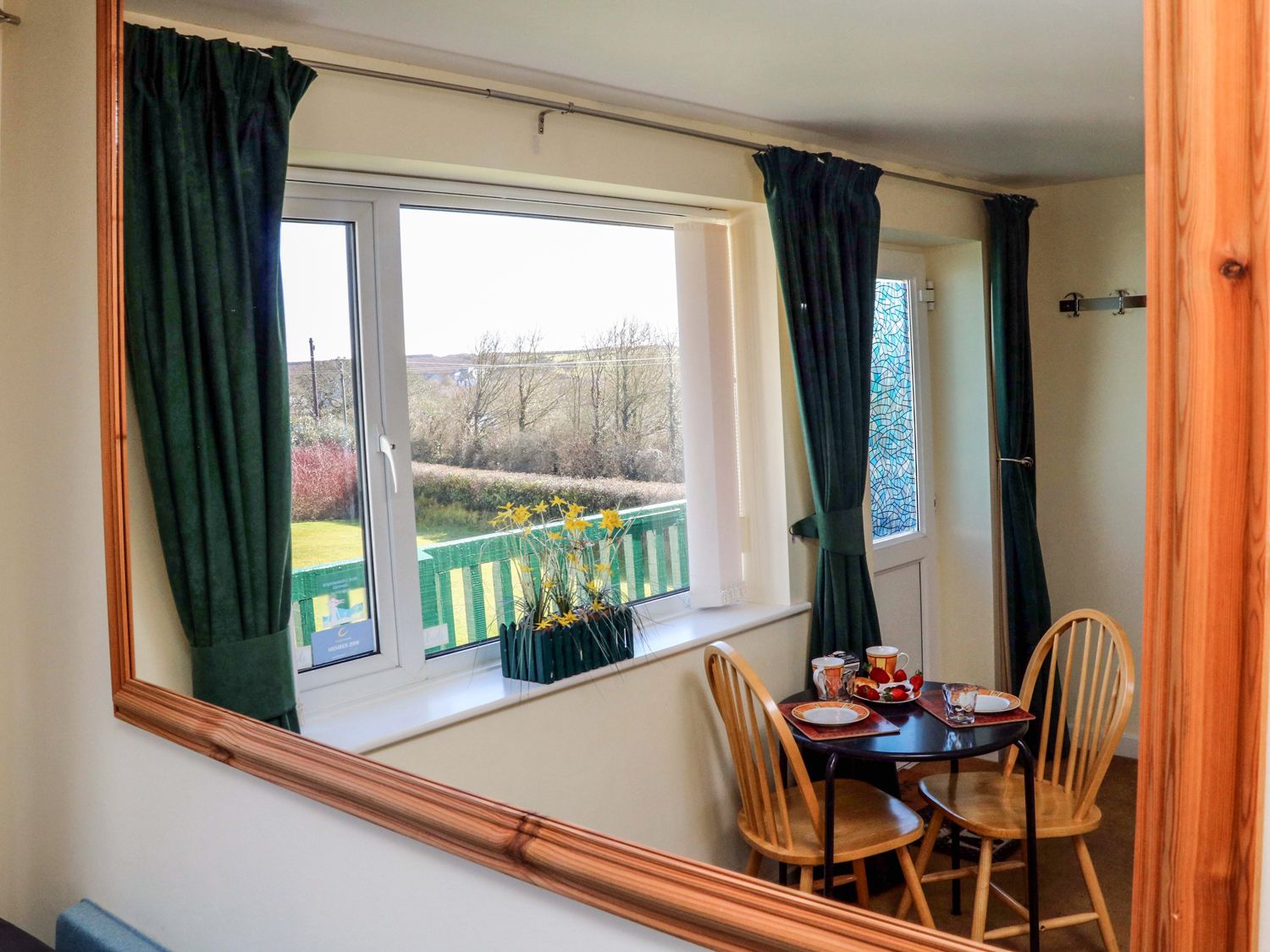 Sky Pocket, Bude