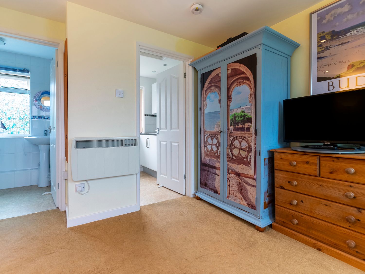 Sky Pocket, Bude