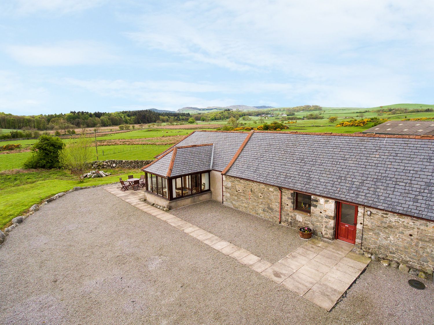 The Middle Byre - Scottish Lowlands - 980115 - photo 1