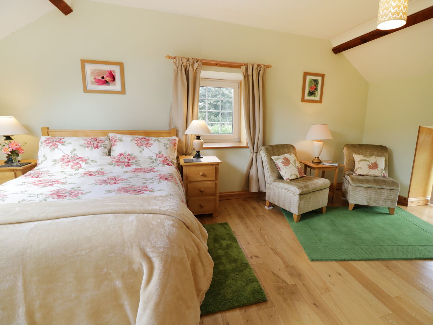 Y Bwthyn, North Wales
