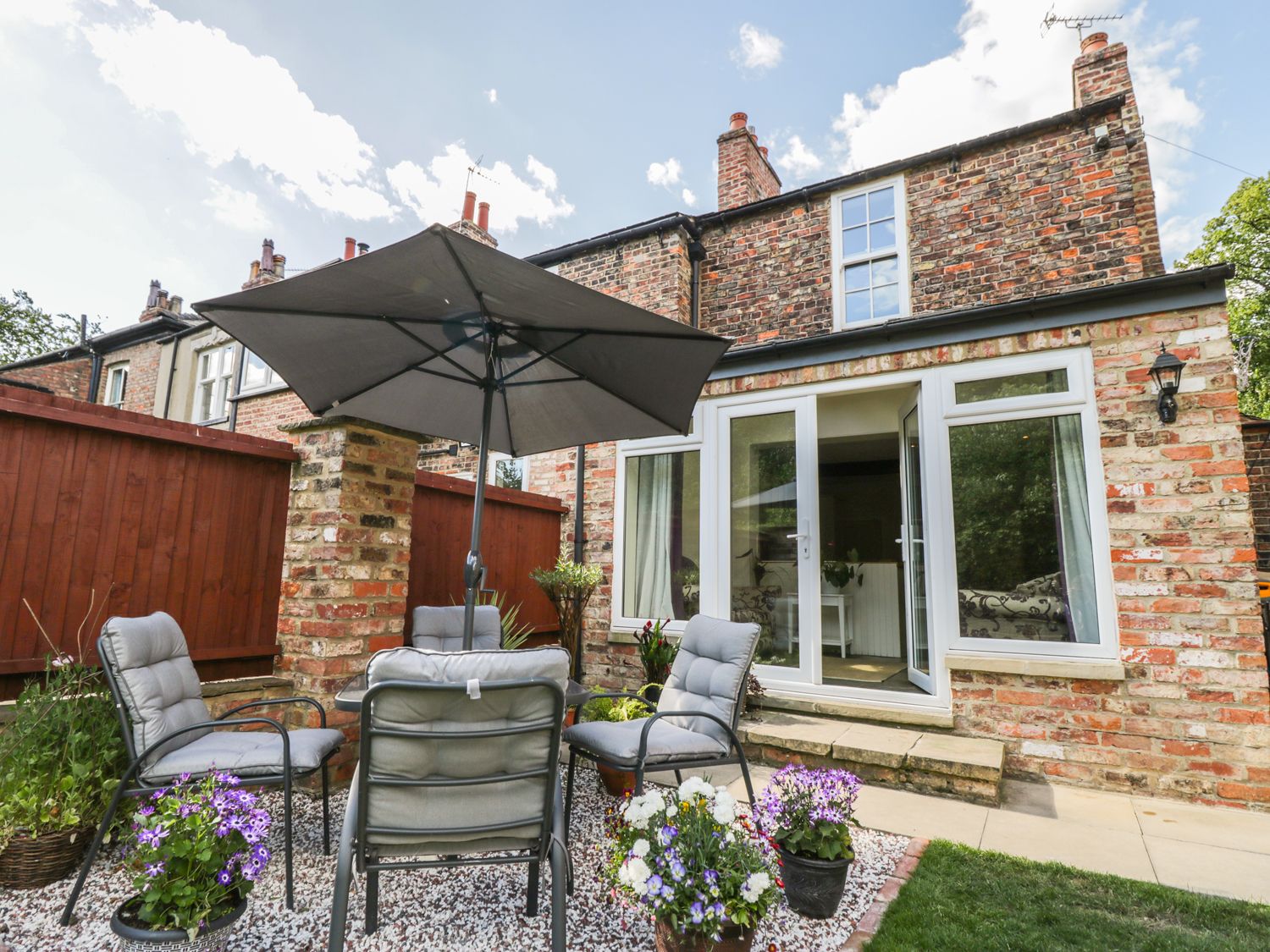 Tree Top Cottage, Ripon