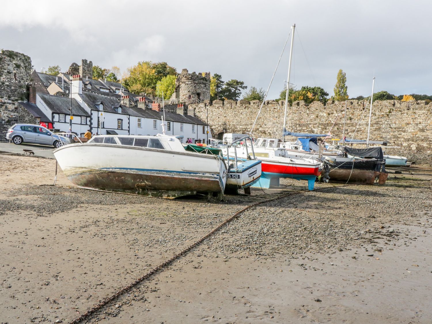 Ty Potiwr, Conwy
