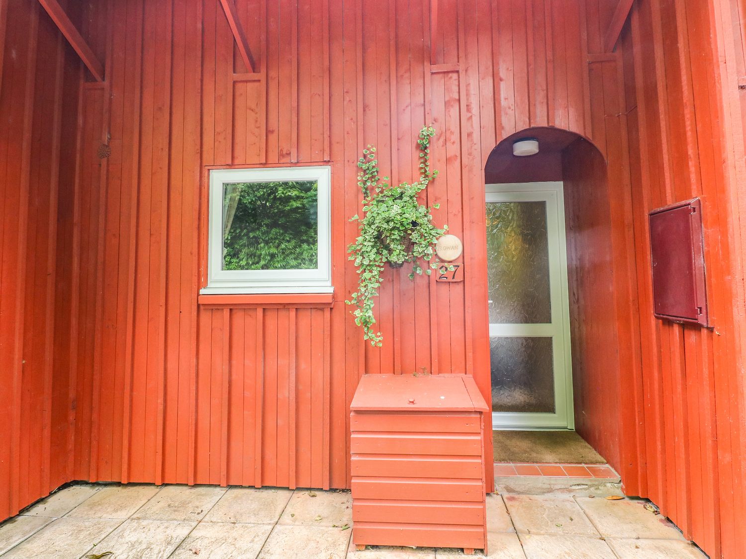 Rowan Lodge, Pembrokeshire
