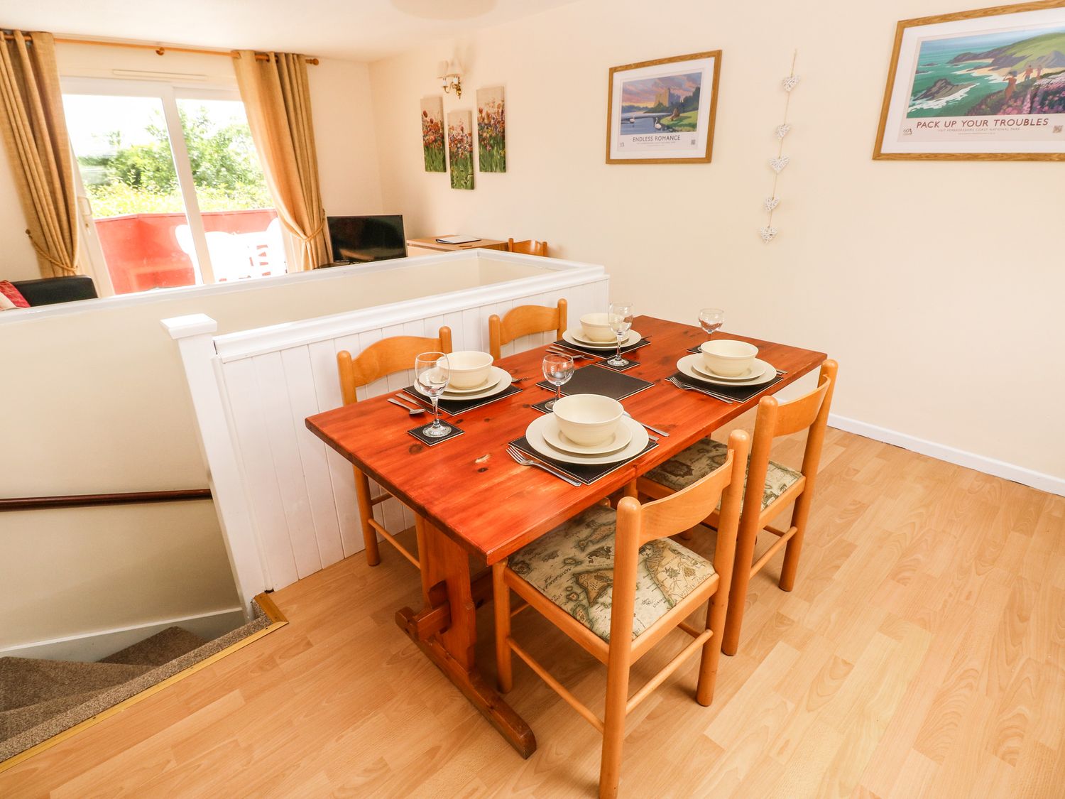 Rowan Lodge, Pembrokeshire