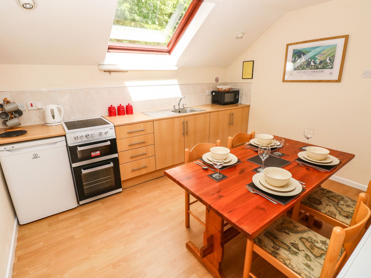 Rowan Lodge, Pembrokeshire