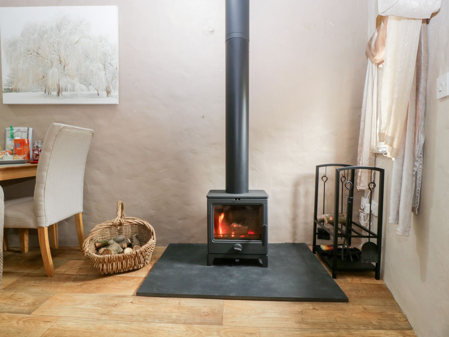 Caner Bach Lodge, Blackmill