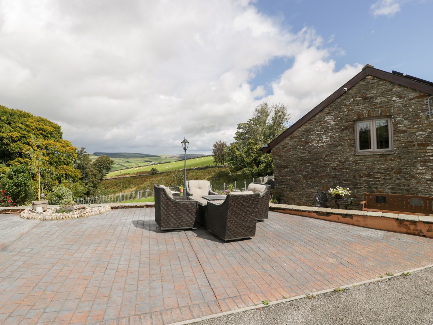 Caner Bach Lodge, Blackmill
