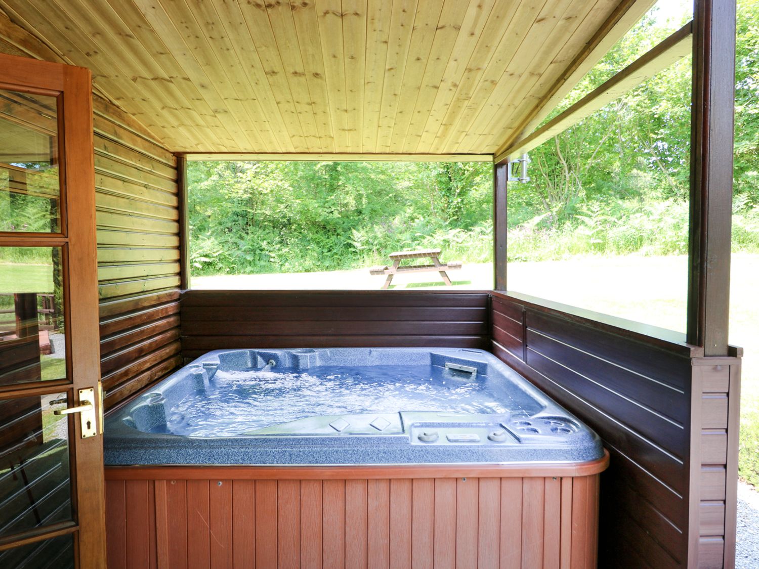 Brook Lodge, Penrhiwllan