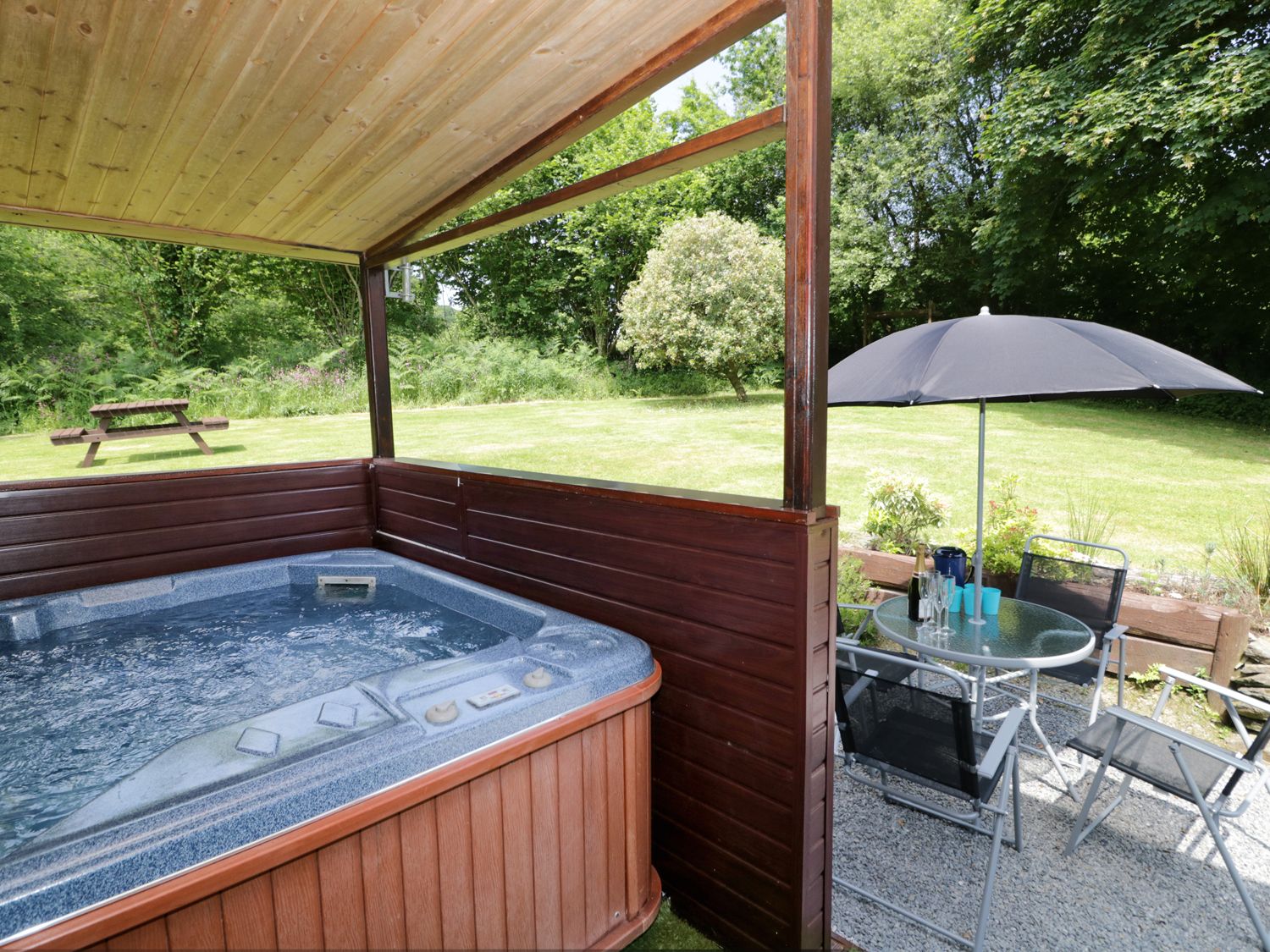 Brook Lodge, Penrhiwllan