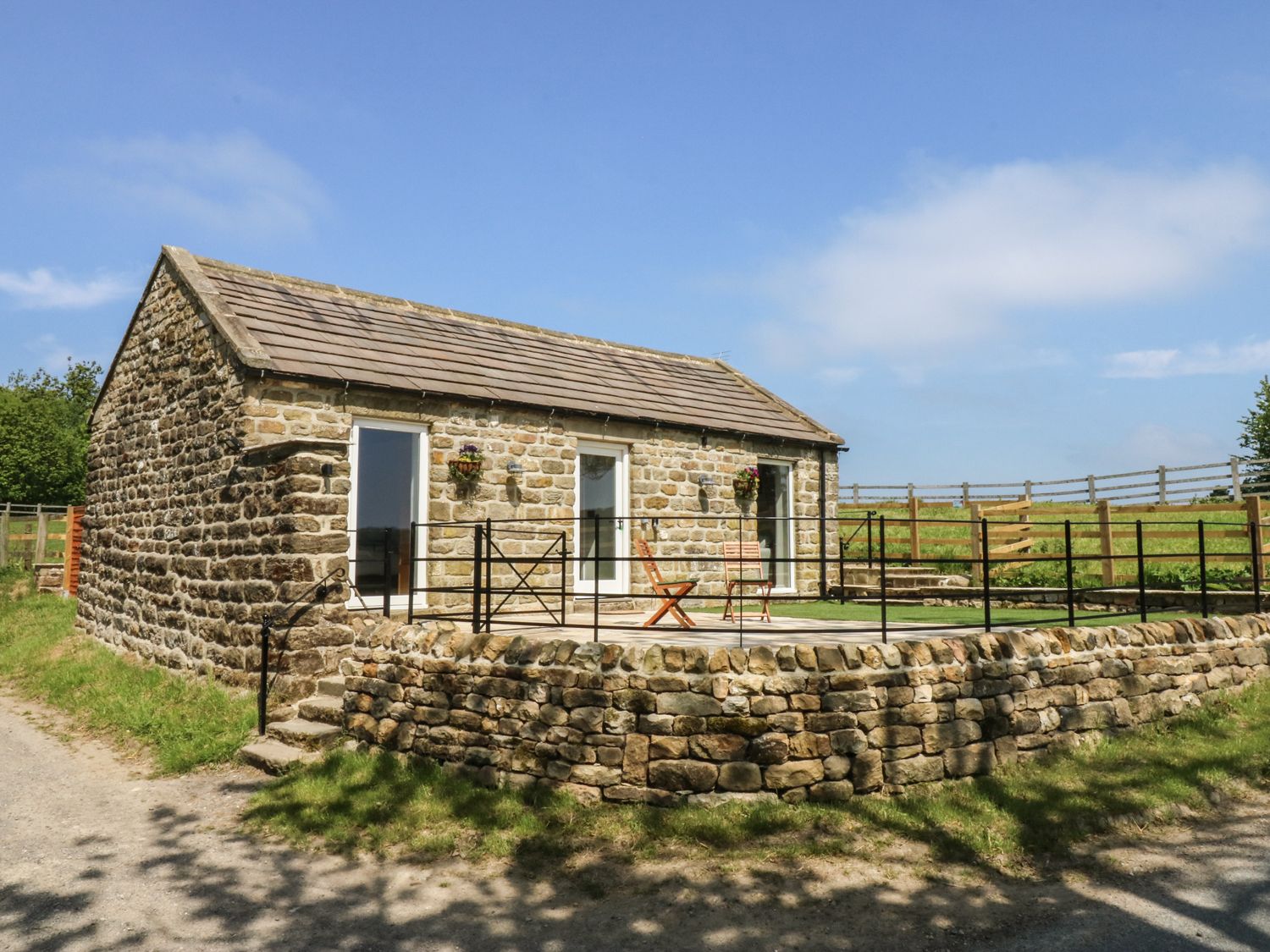 Lake Farm Cottage ( Ref 983716 ) Eavestone holiday cottage near Pateley Bridge North Yorkshire