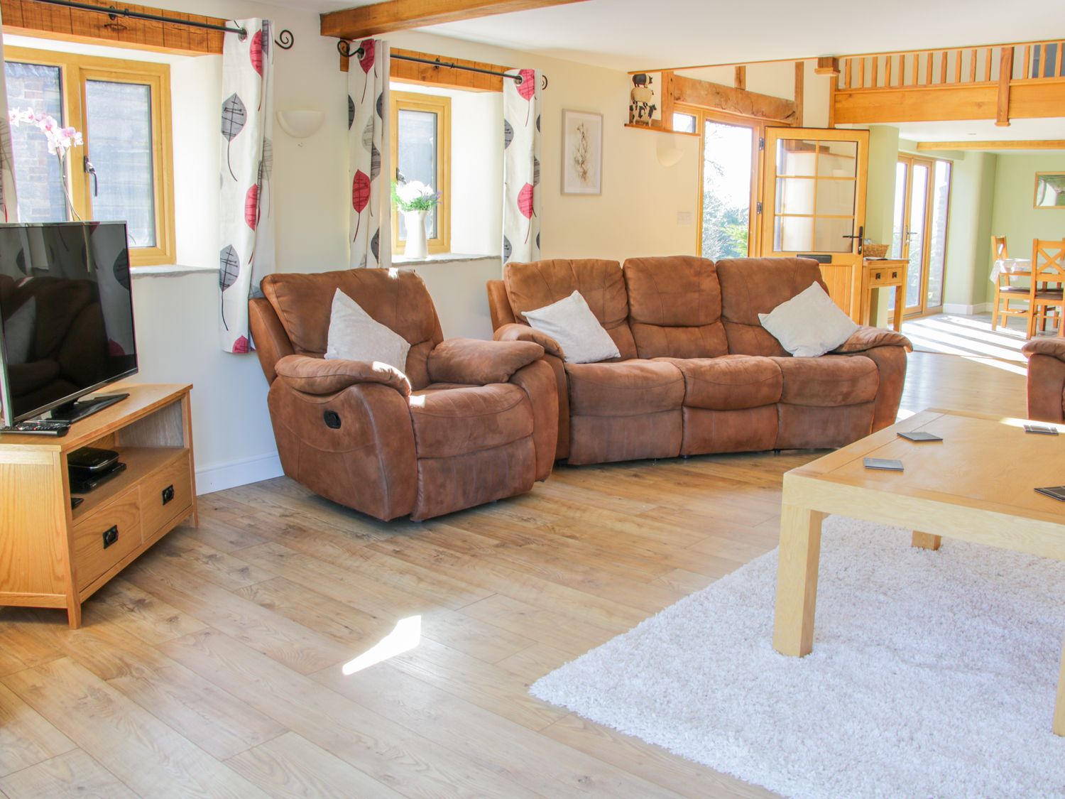 Property photo 9 of 36