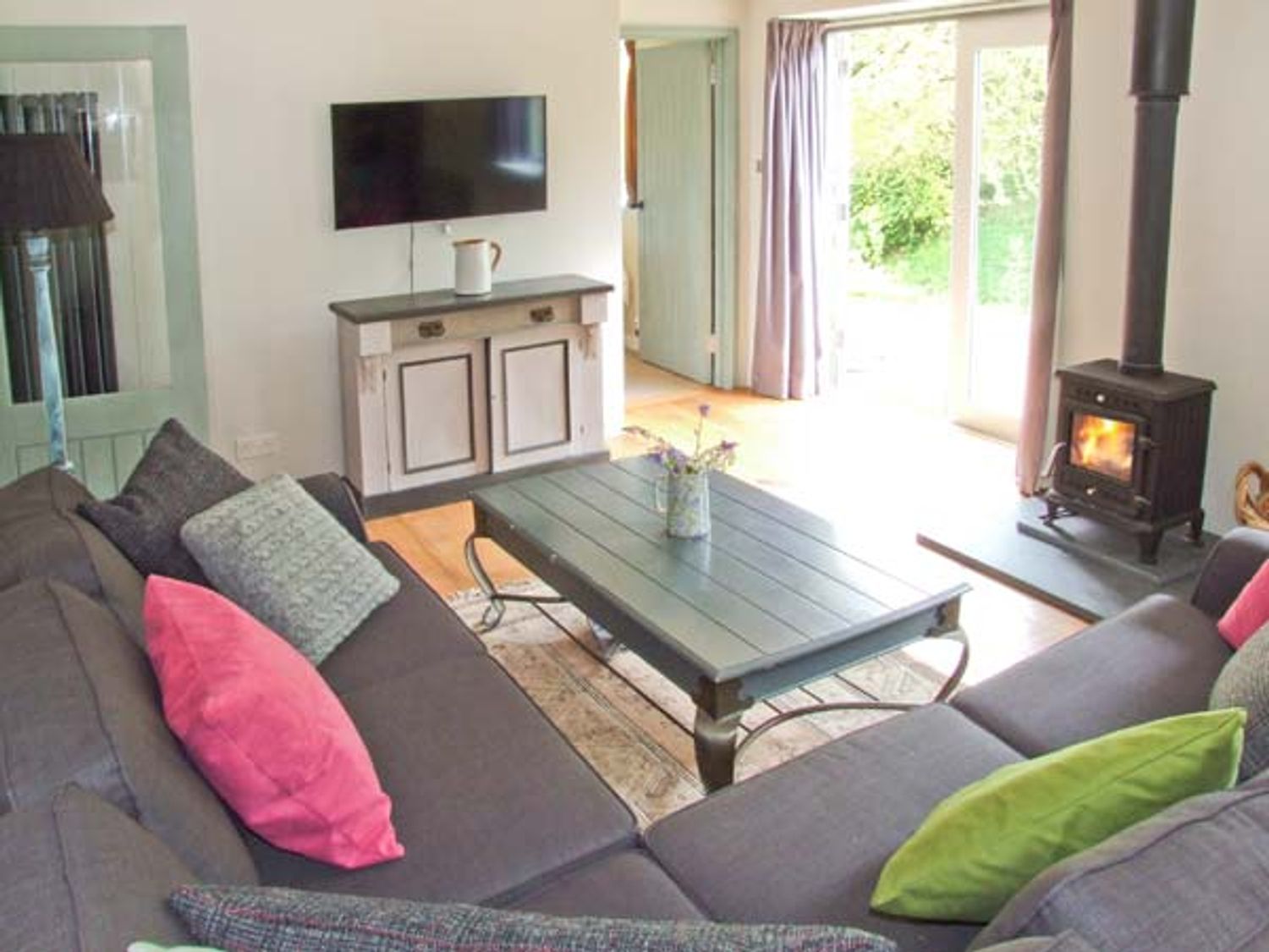 Bailey Point Cottage, Heart of England