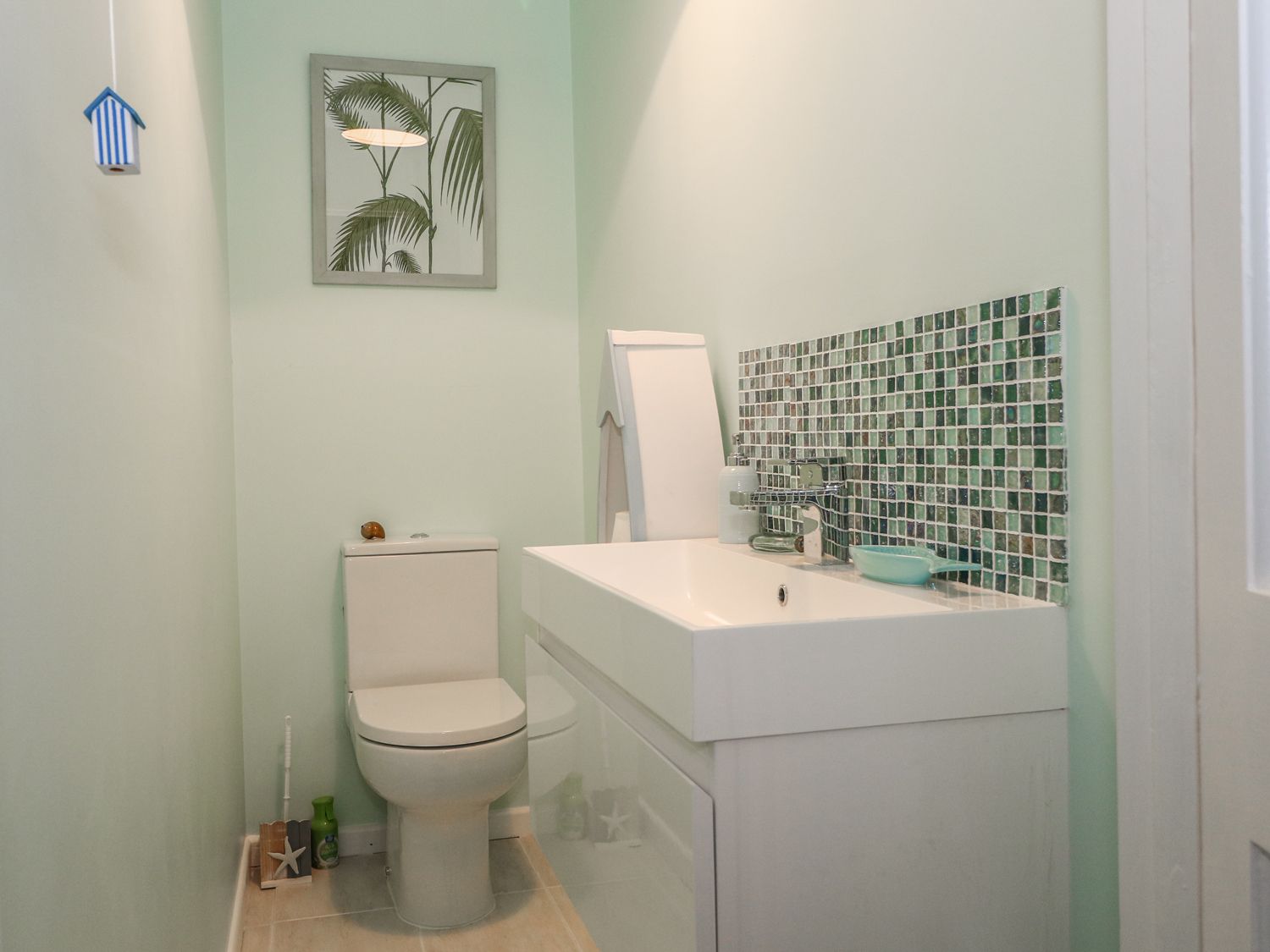 Old Beams Lodge, Burton, Dorset