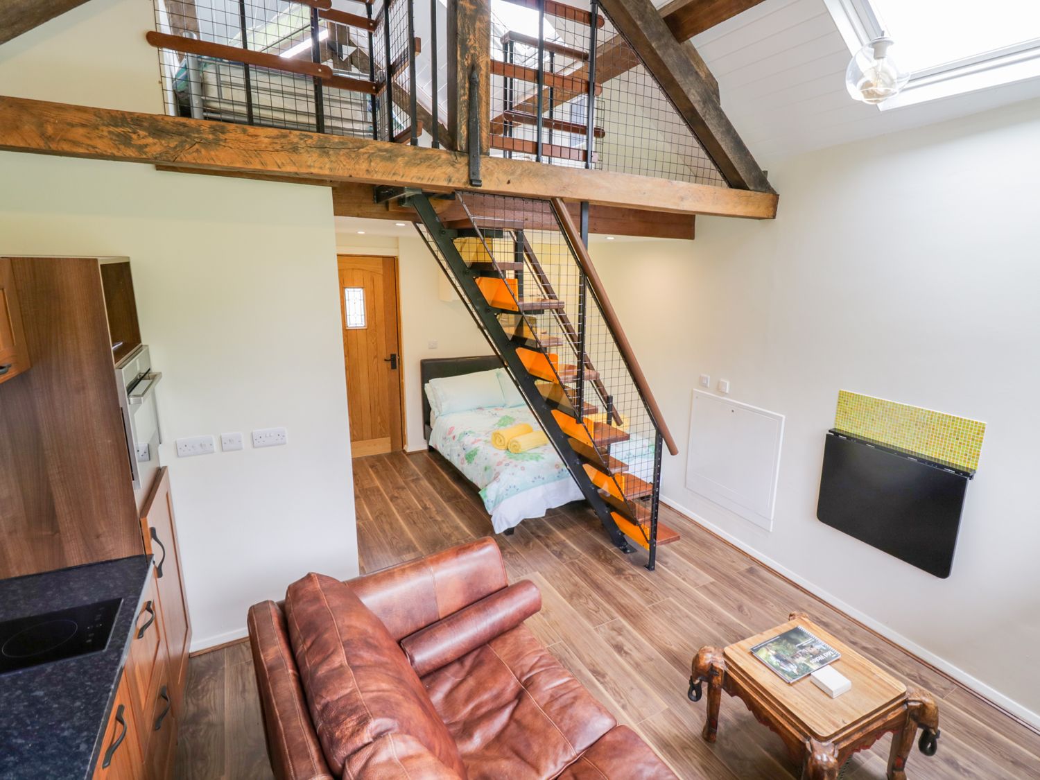 TAWNY BARN, Llanfyllin