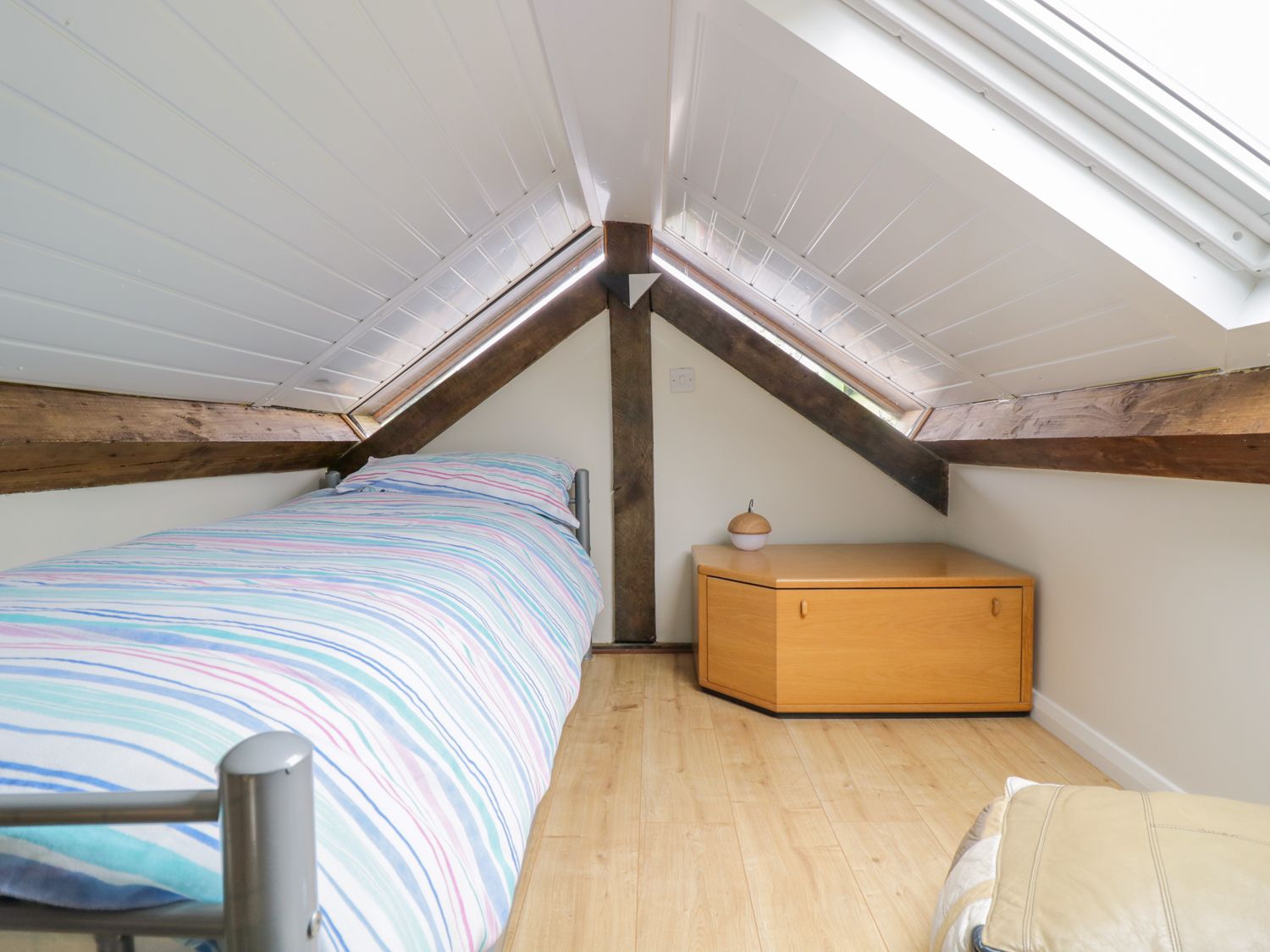 TAWNY BARN, Llanfyllin