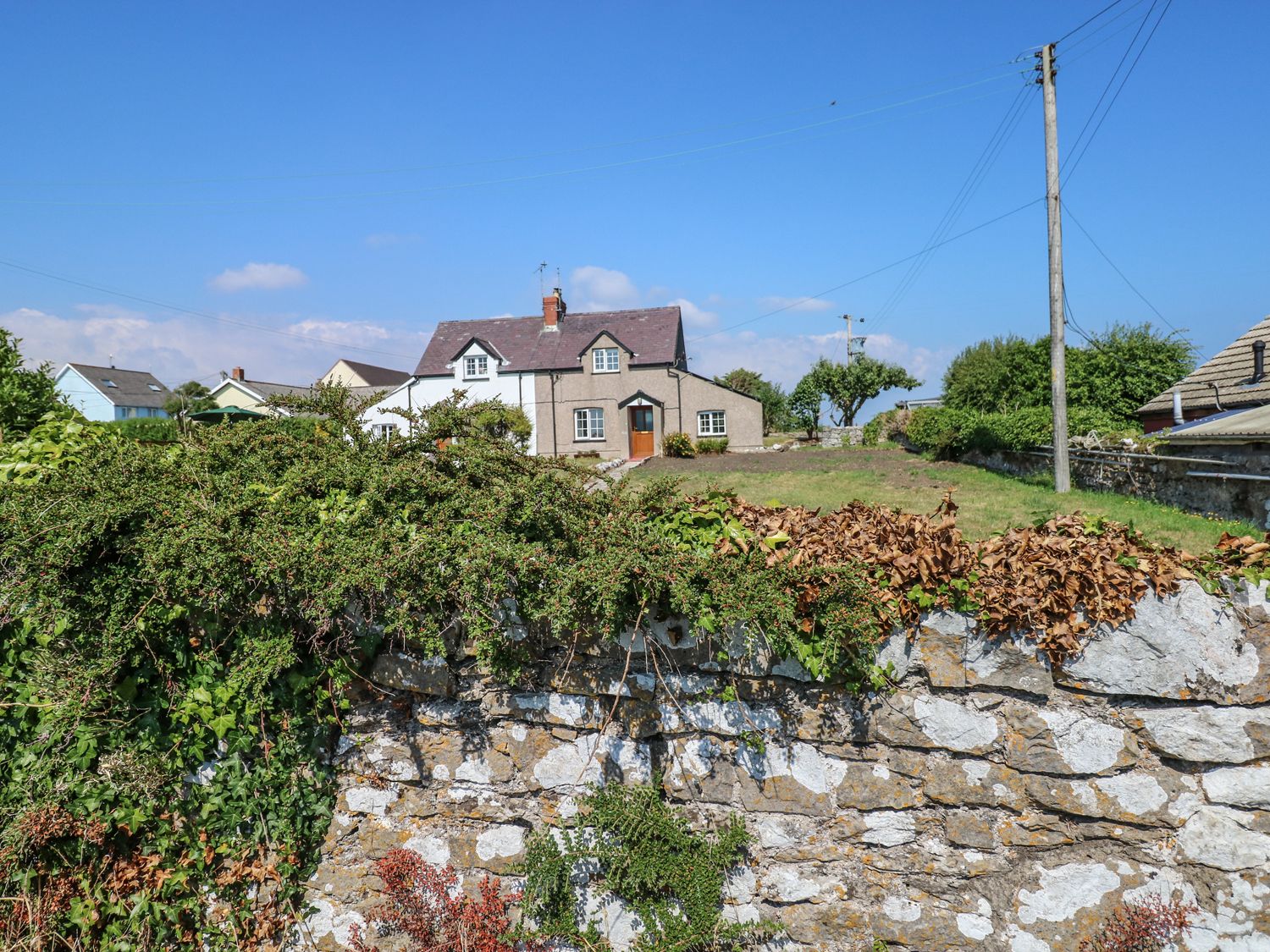No. 2 New Cottages Bosherston, Pembrokeshire Bosherston Self