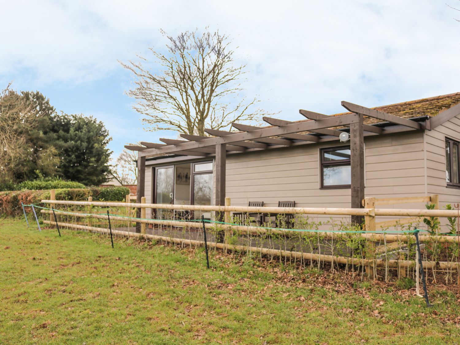 Property photo 3 of 26