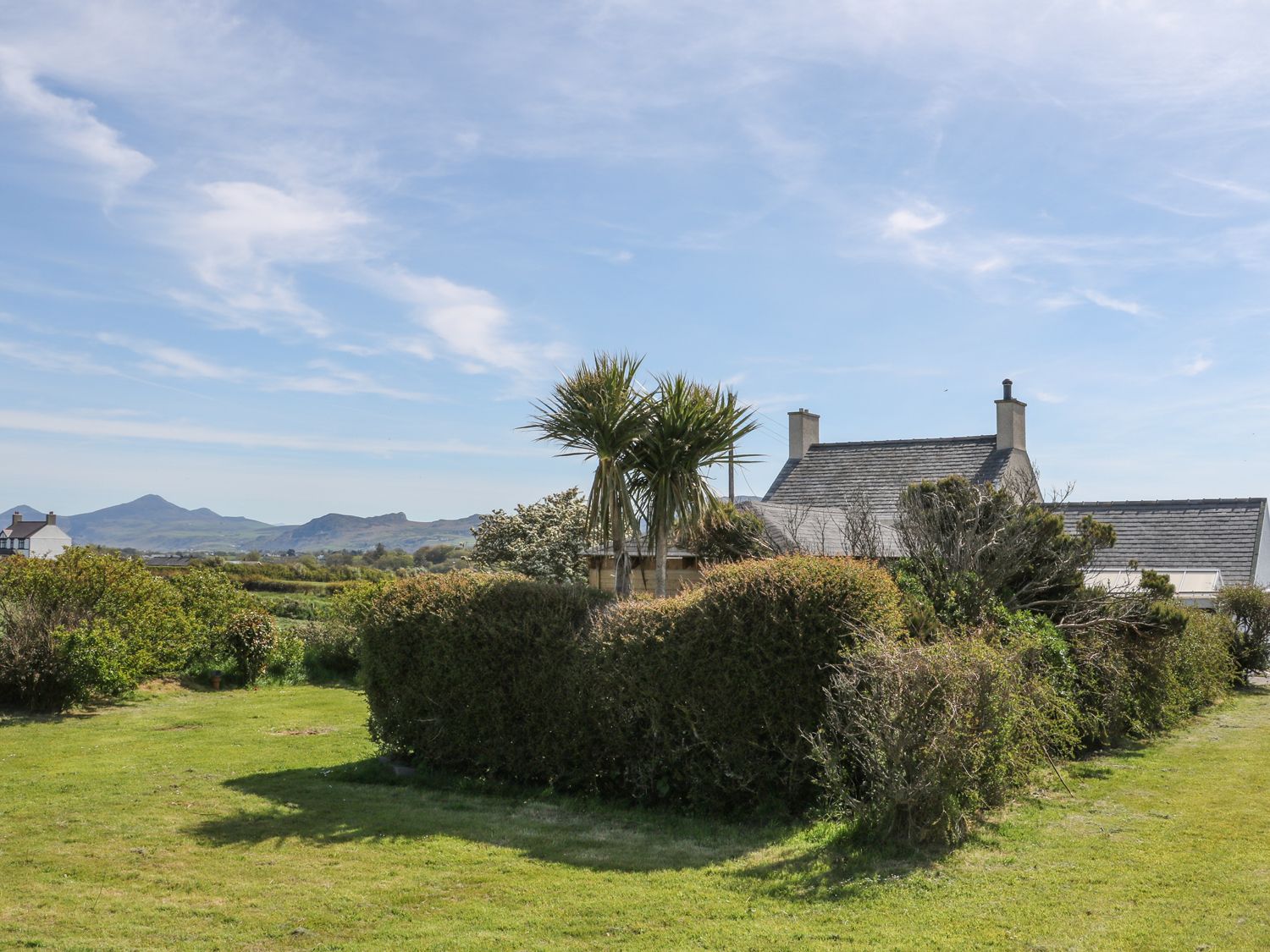 Tai'r Lon, Morfa nefyn