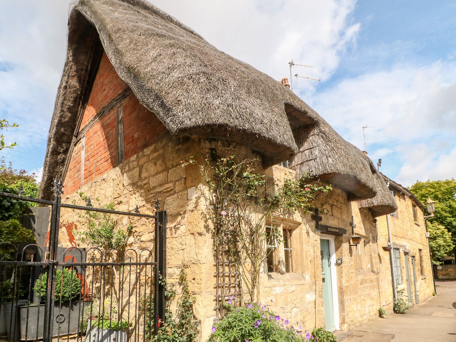 Thatched Cottage, Chipping Campden