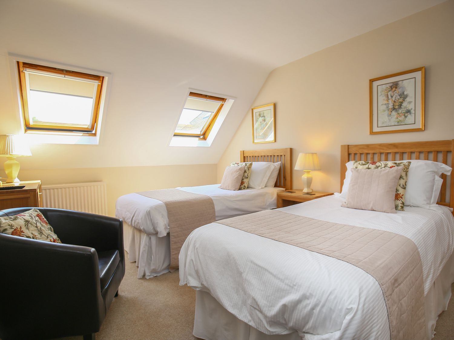 Courtyard Cottage, Gloucestershire