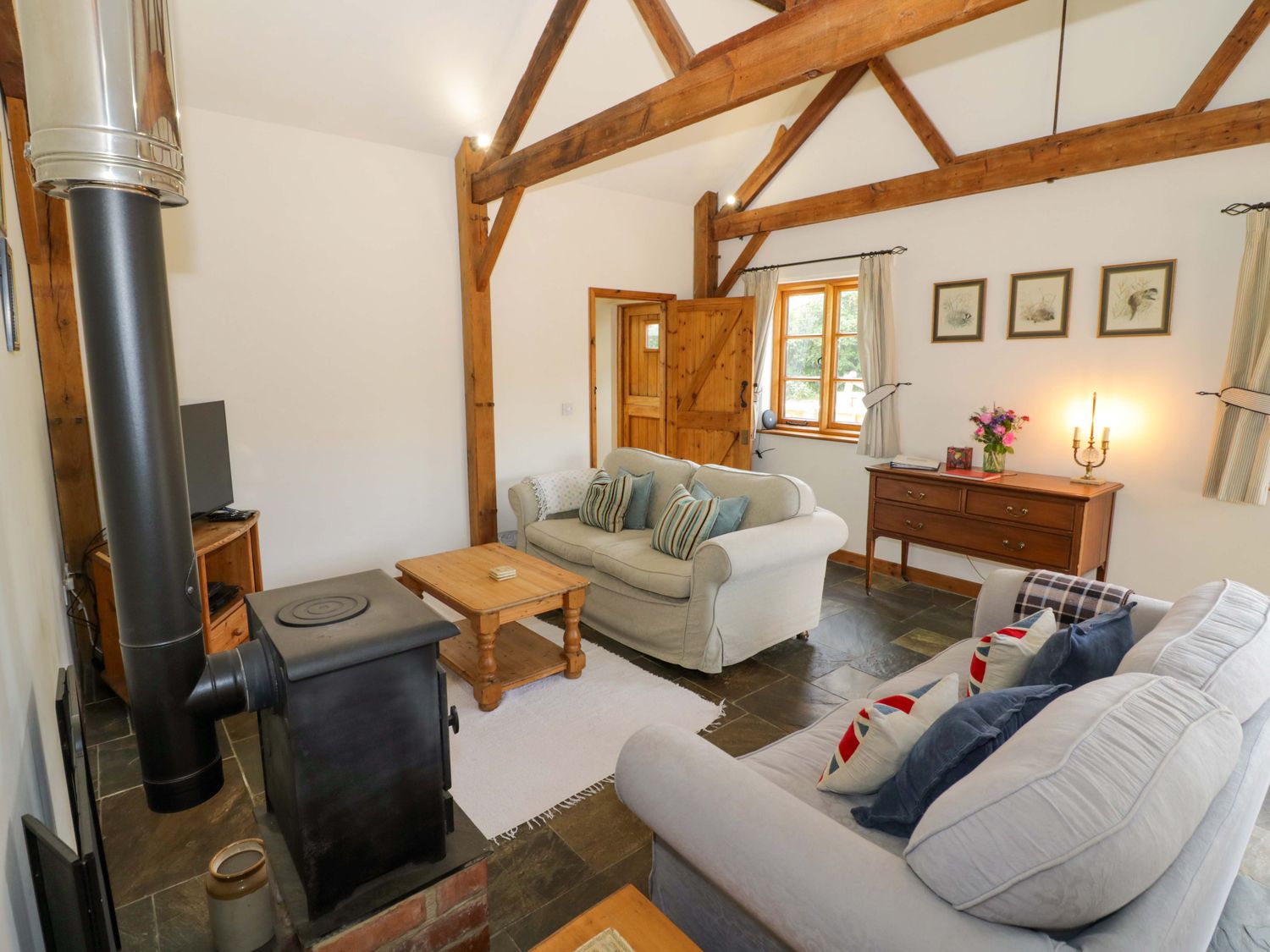 Robbie’s Barn, Warwickshire