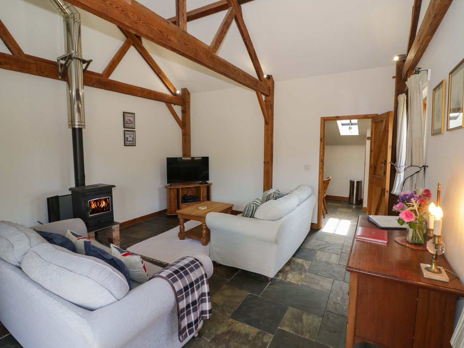 Robbie’s Barn, Warwickshire