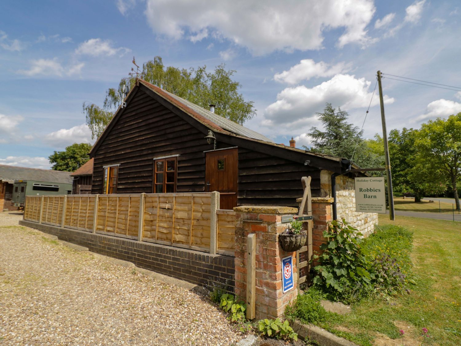 Robbie’s Barn, Warwickshire