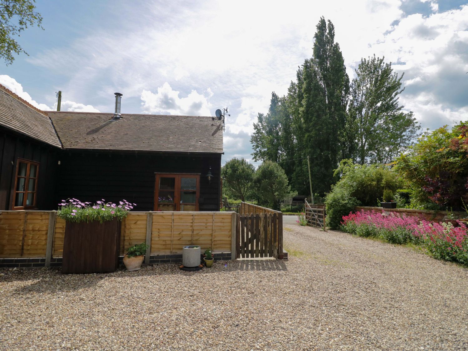 Robbie’s Barn, Warwickshire