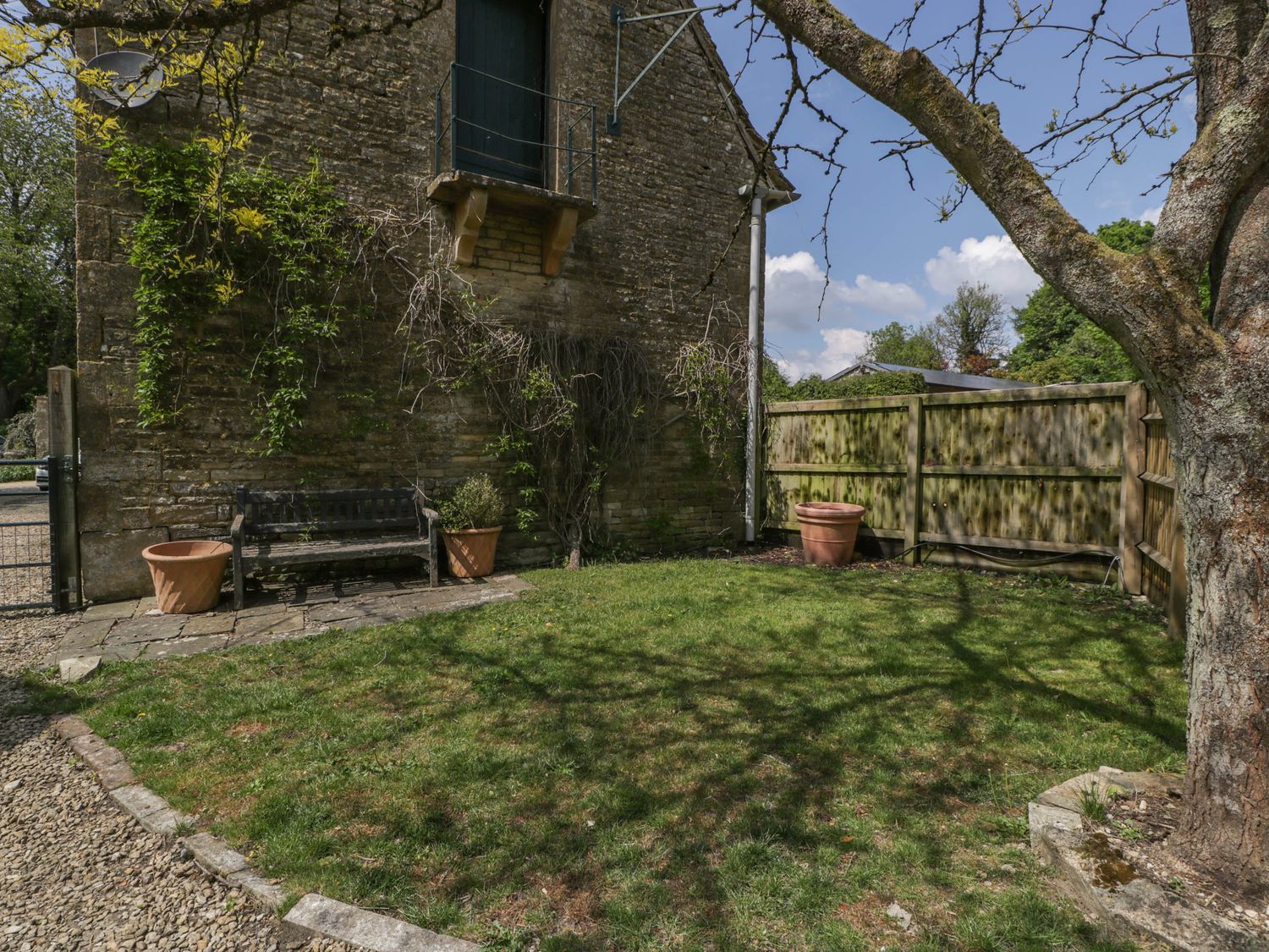 Hazel Manor Wing, Gloucestershire
