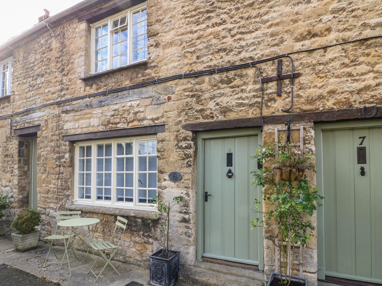 6 George Yard, Oxfordshire