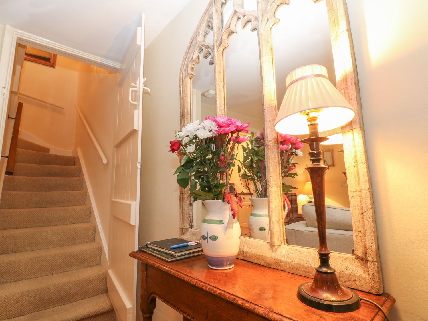 6 George Yard, Oxfordshire