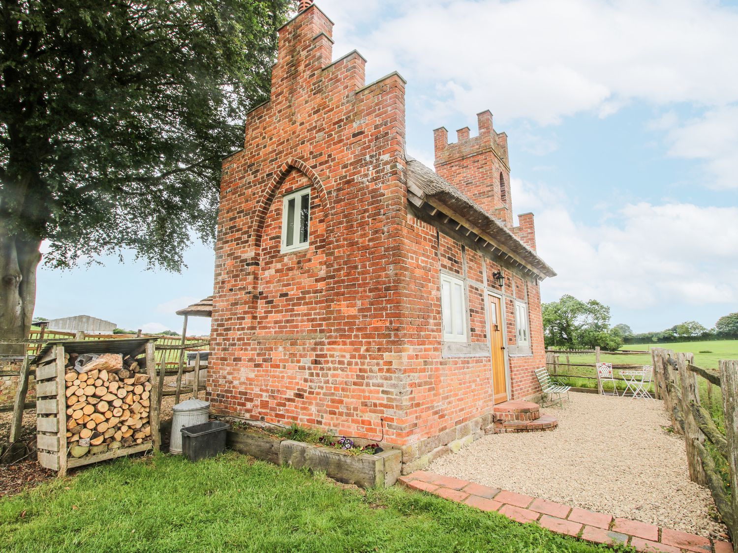 THE SHOOTING FOLLY, Cheswardine