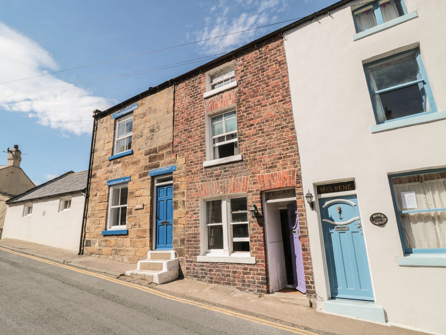 Photo of Clevelyn Staithes ( Ref 989678 ) Rent Staithes holiday cottage sleeps 6 in North Yorkshire