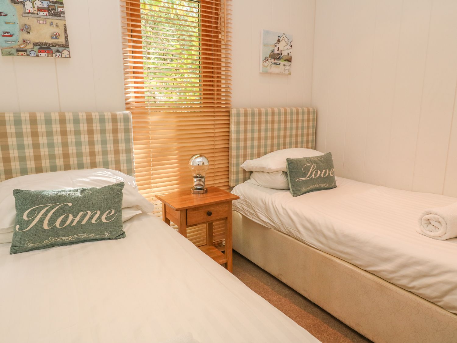 4 Water's Edge, Lanreath