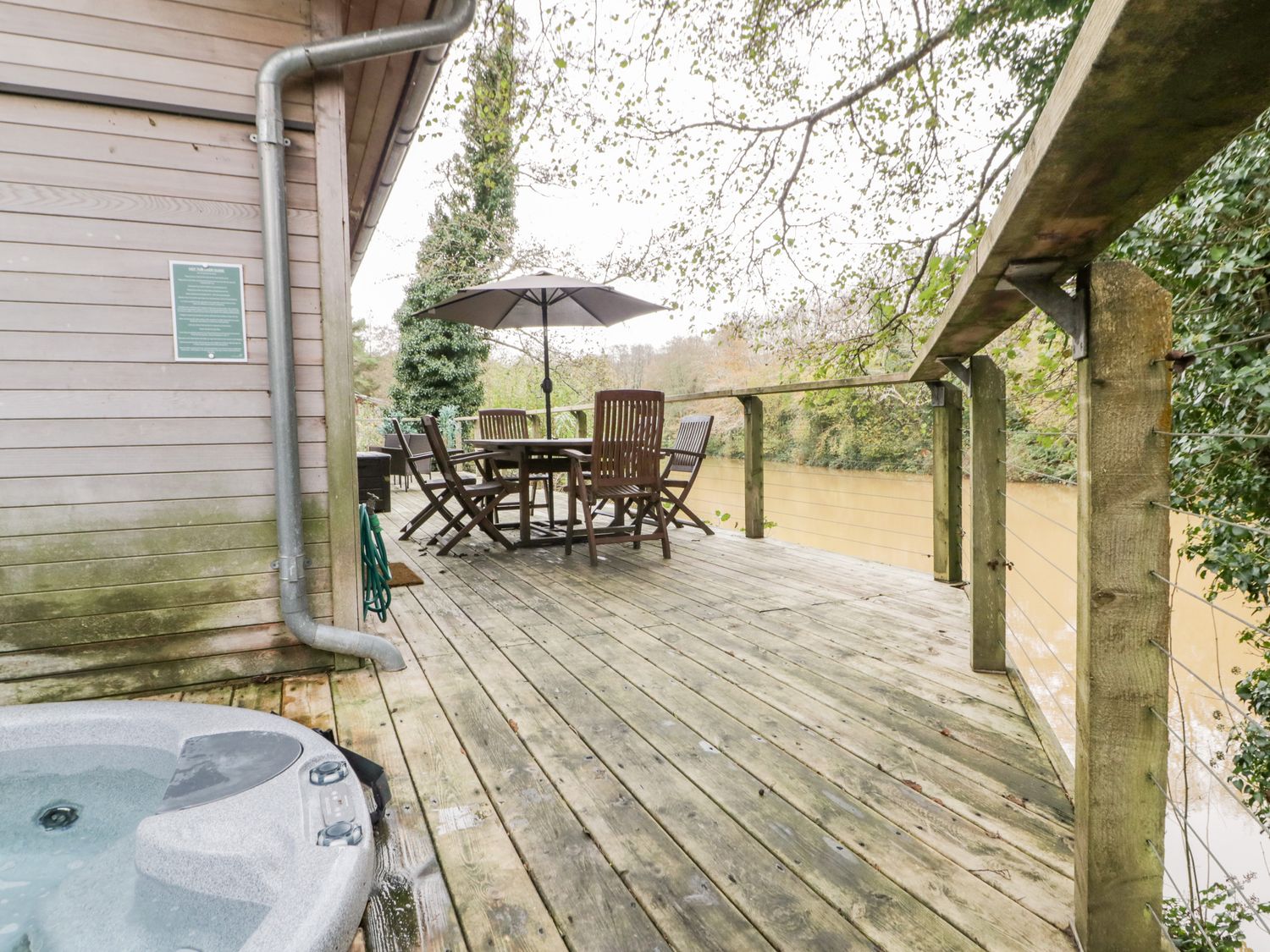 6 Water's Edge, Lanreath