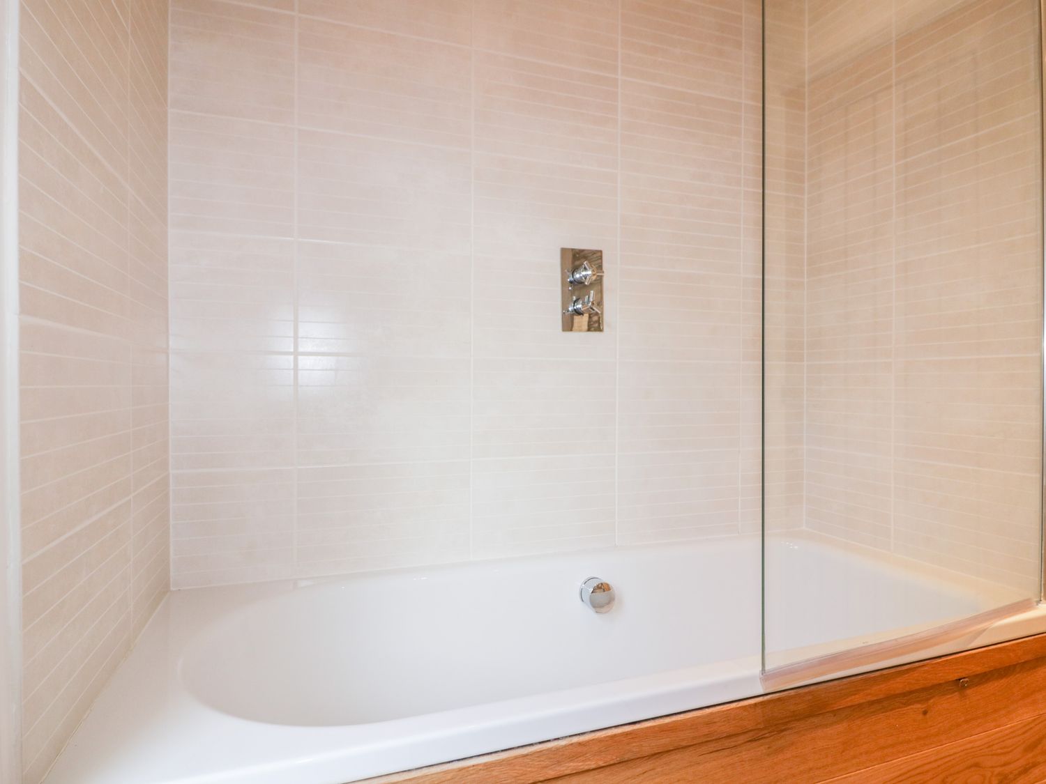 6 Water's Edge, Lanreath