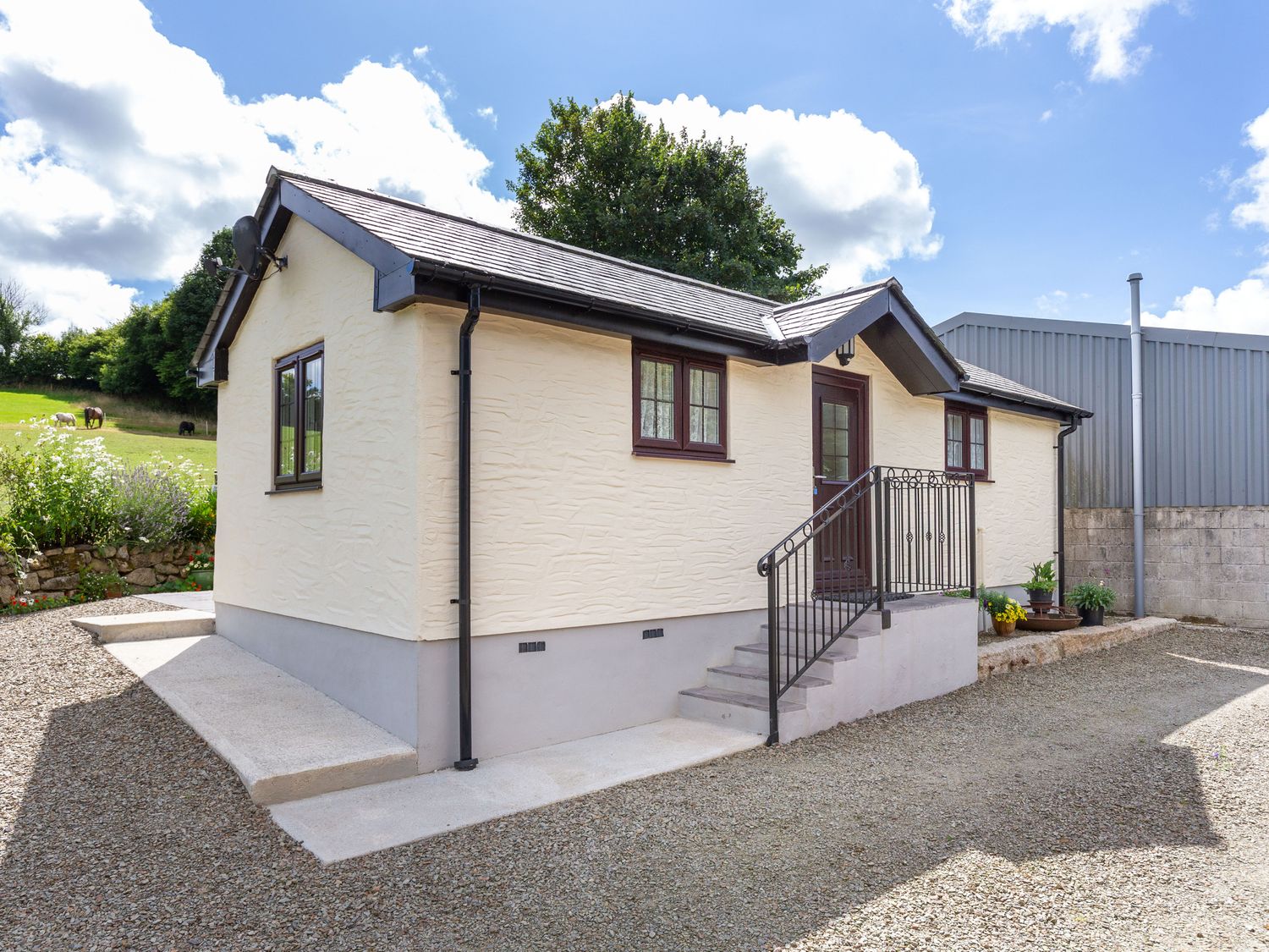 MAYBERRY COTTAGE, Cornwall