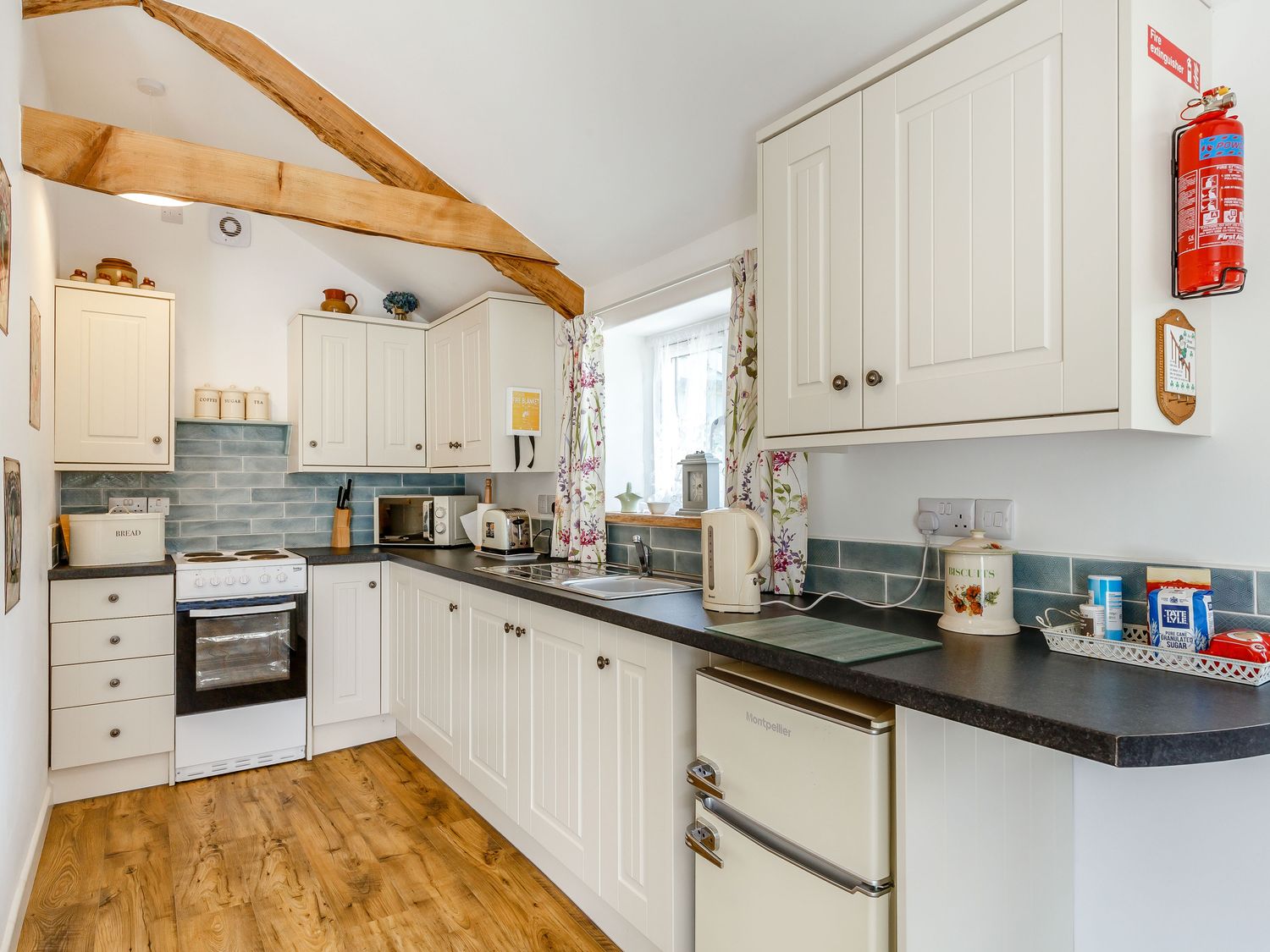 MAYBERRY COTTAGE, Cornwall