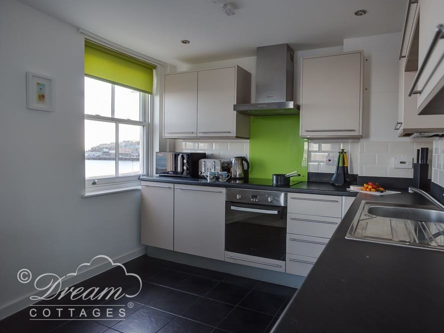 Beachside Gallery, Dorset