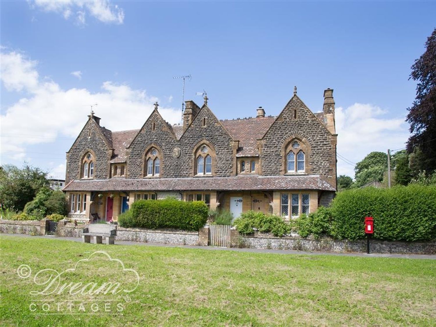 Toll Lodge, Frampton