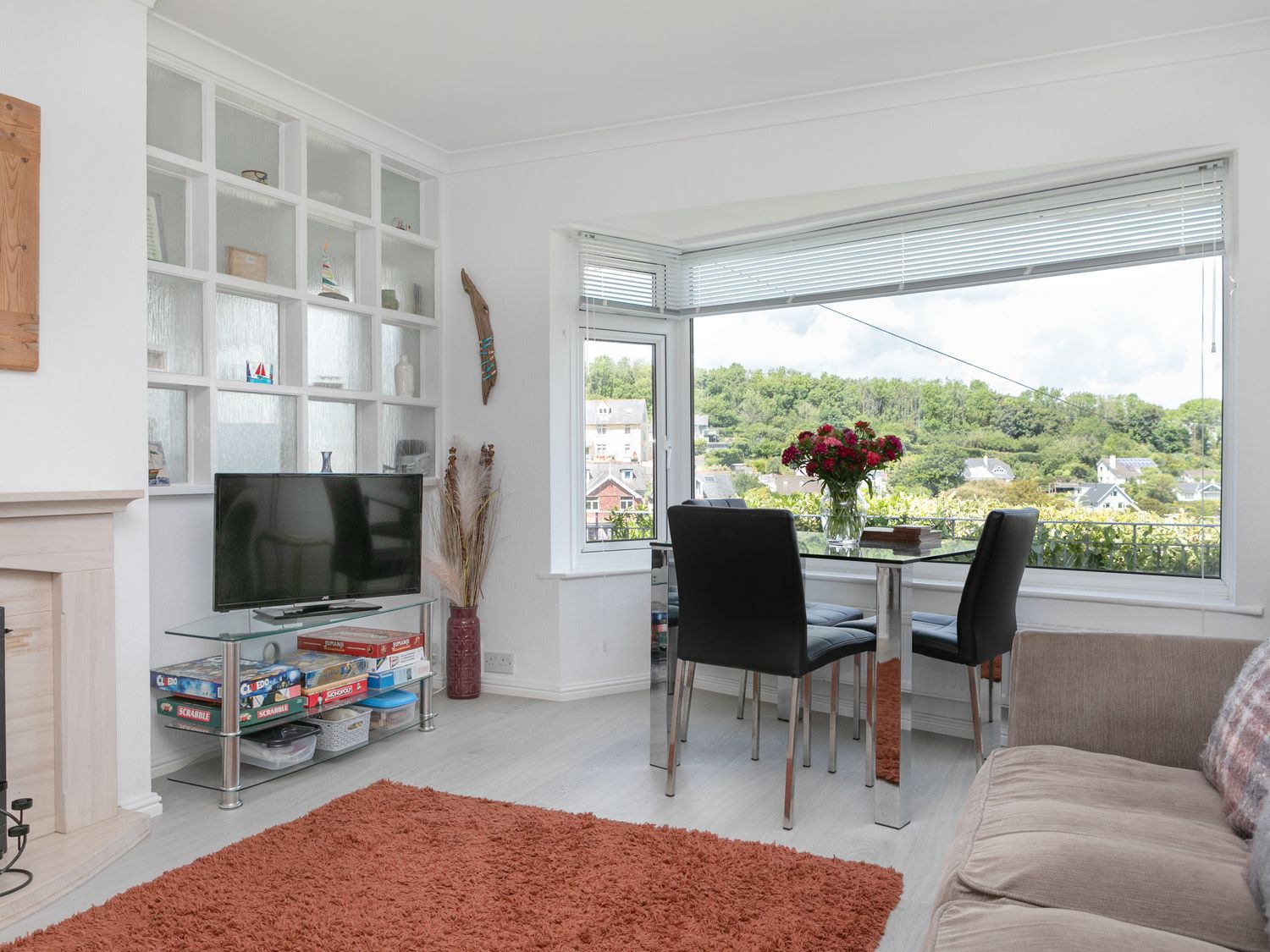 2 Rockmount, Salcombe