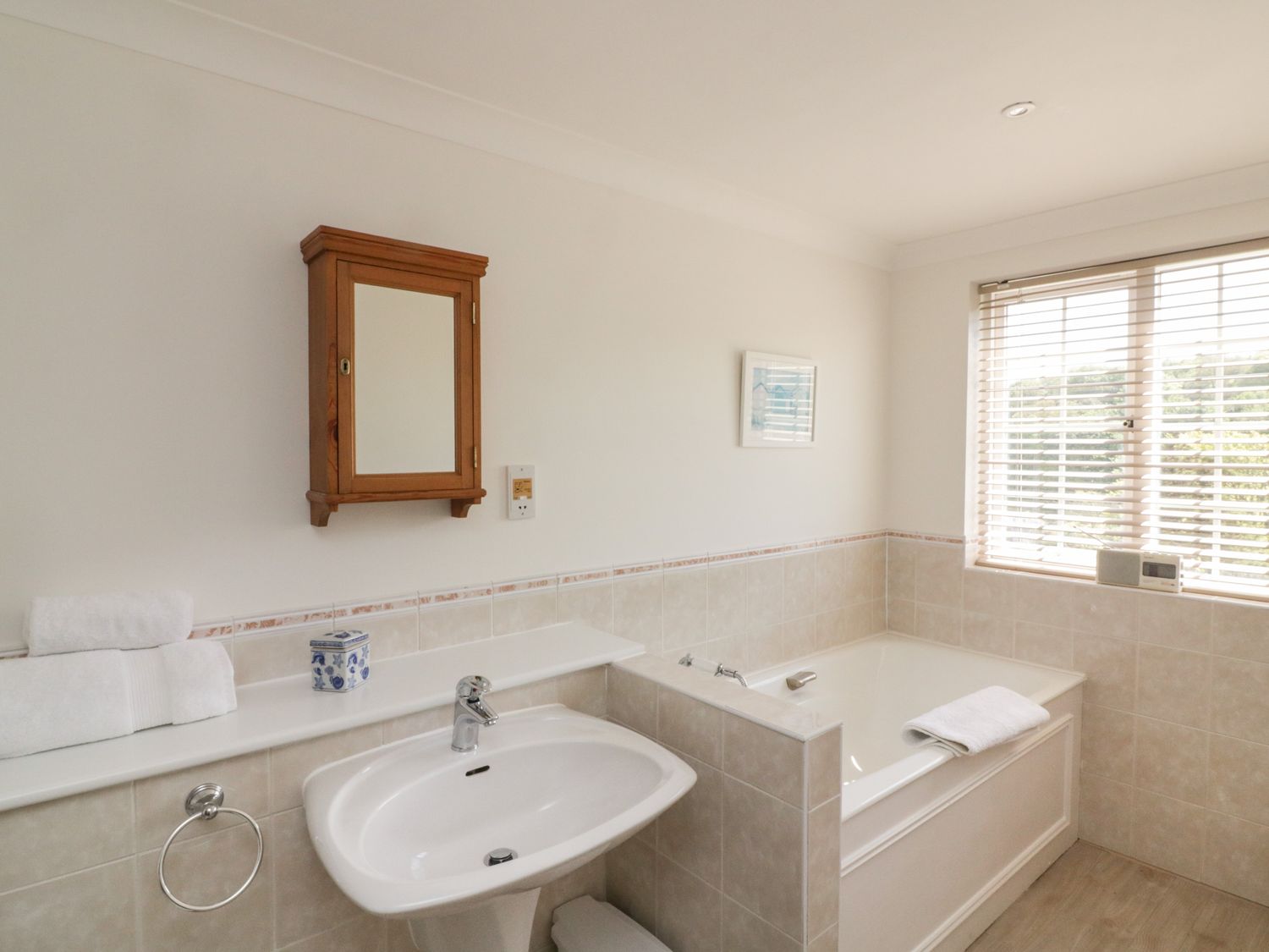Valley View, 9 St Elmo Court, Devon