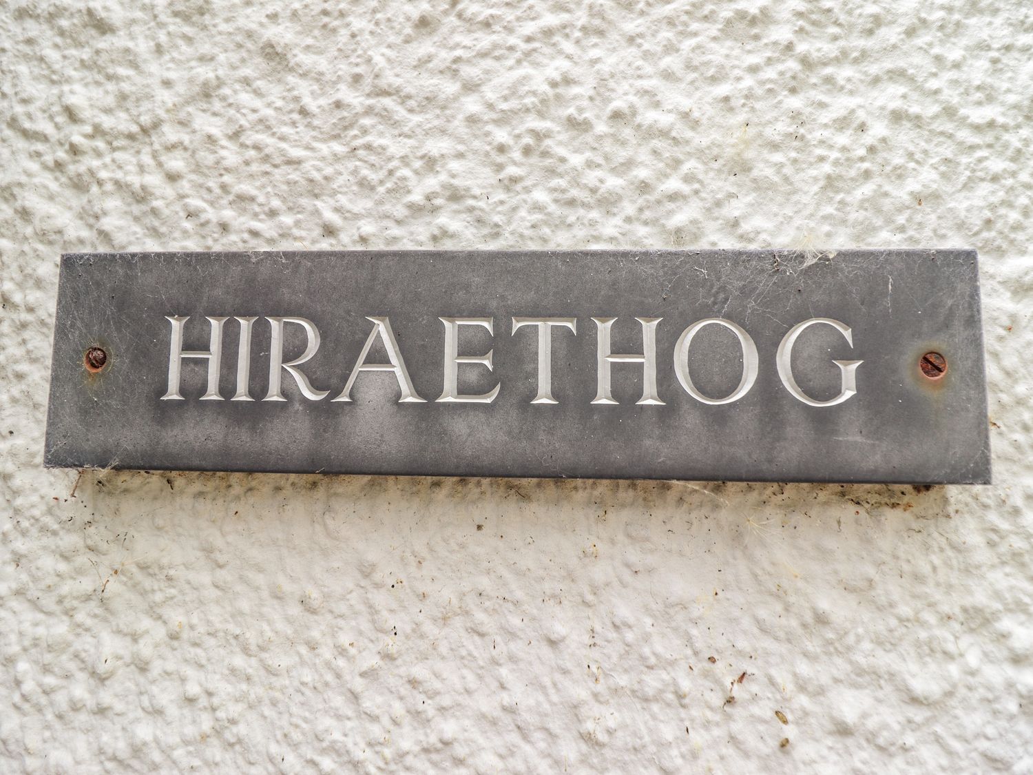 Hiraethog, Henllan