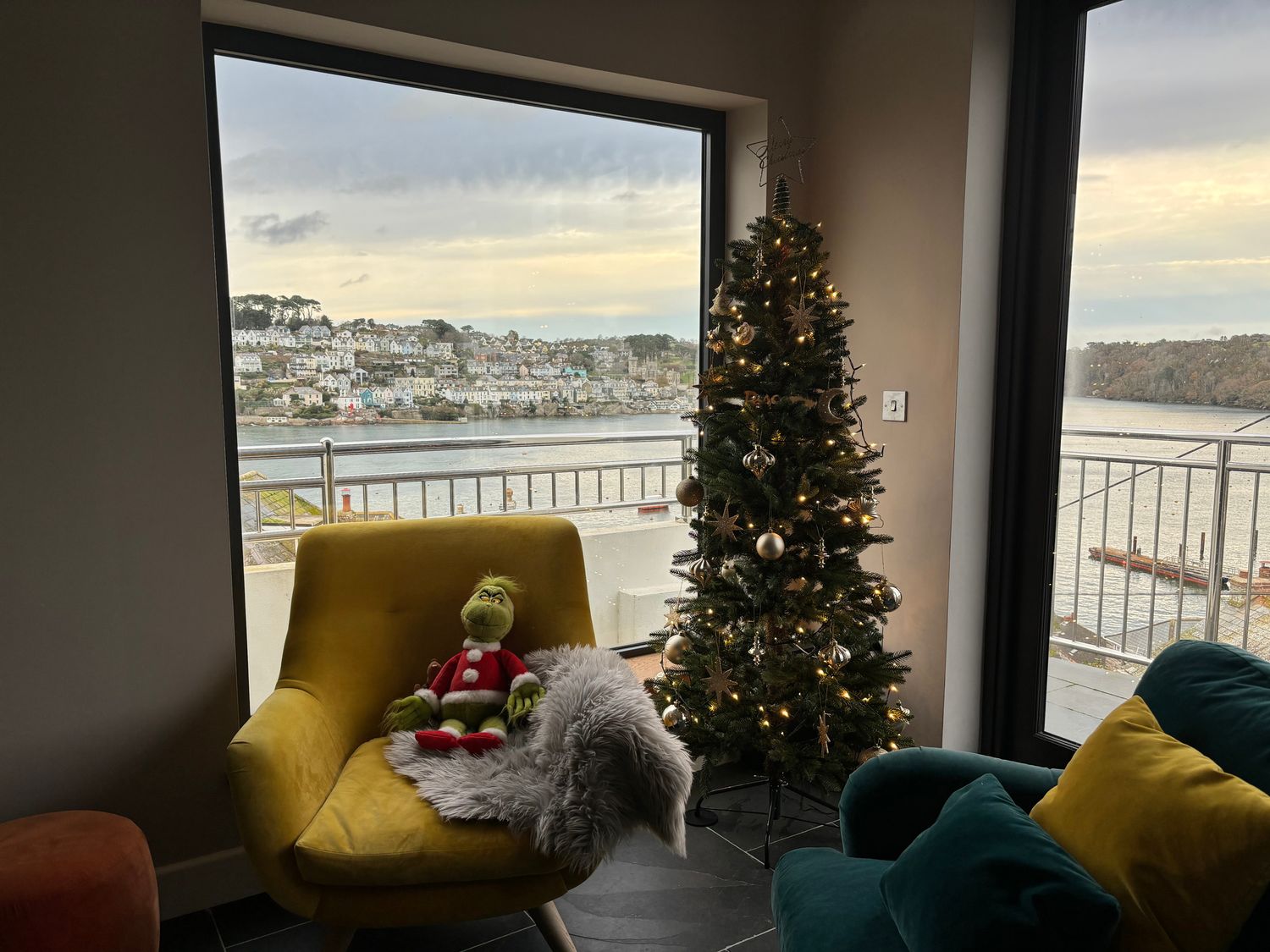 Postcard Lodge, Polruan