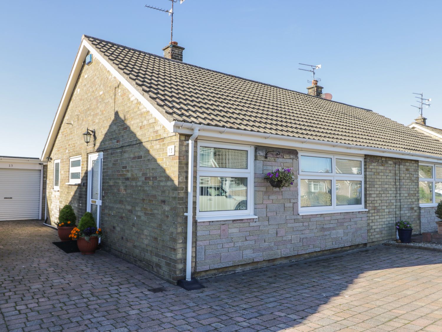 Danescroft Bridlington Sewerby Cott North York Moors And Coast Self Catering Holiday Cottage