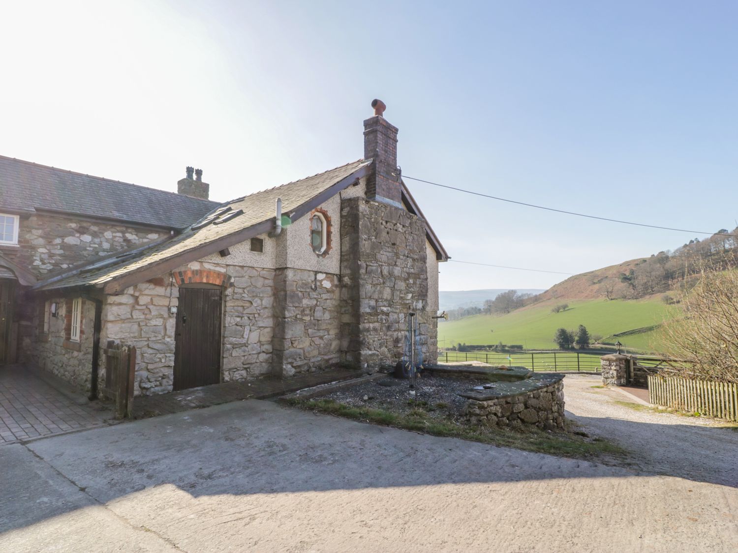 The Panorama Farmhouse, Llangollen