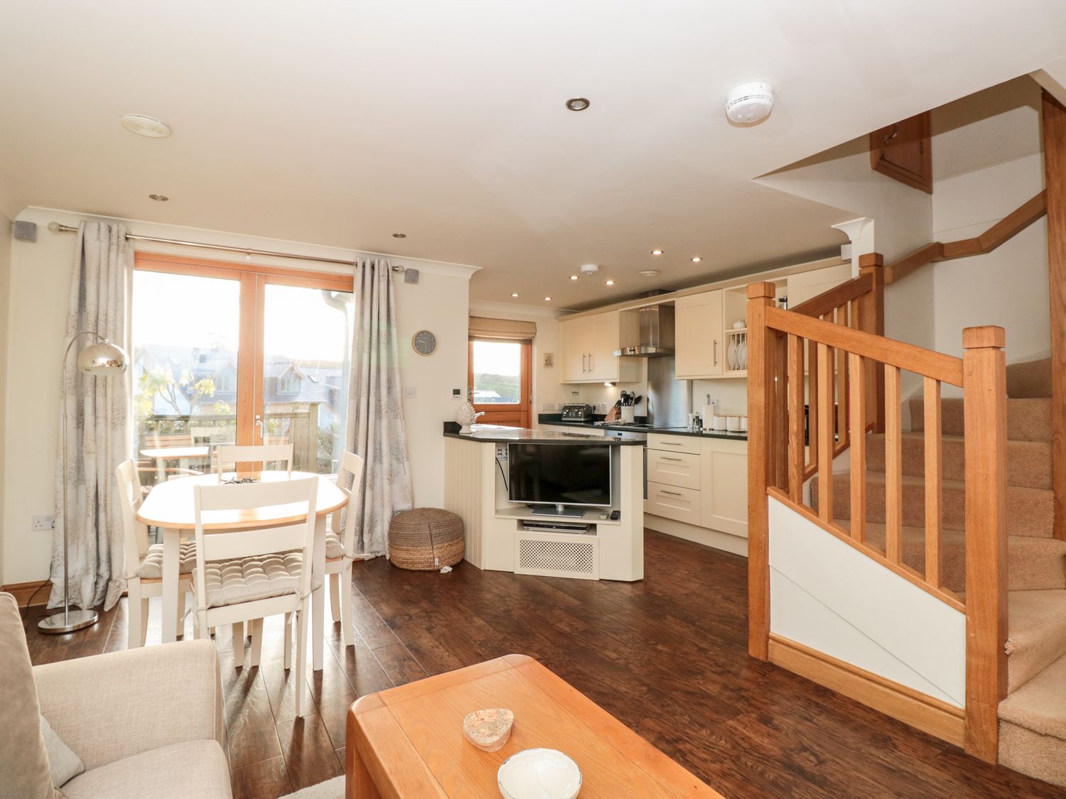 1 Court Cottage, Hillfield Village, Dartmouth