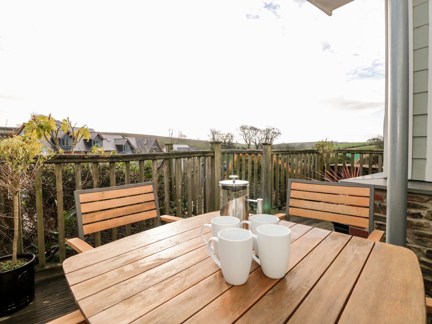 1 Court Cottage, Hillfield Village, Dartmouth