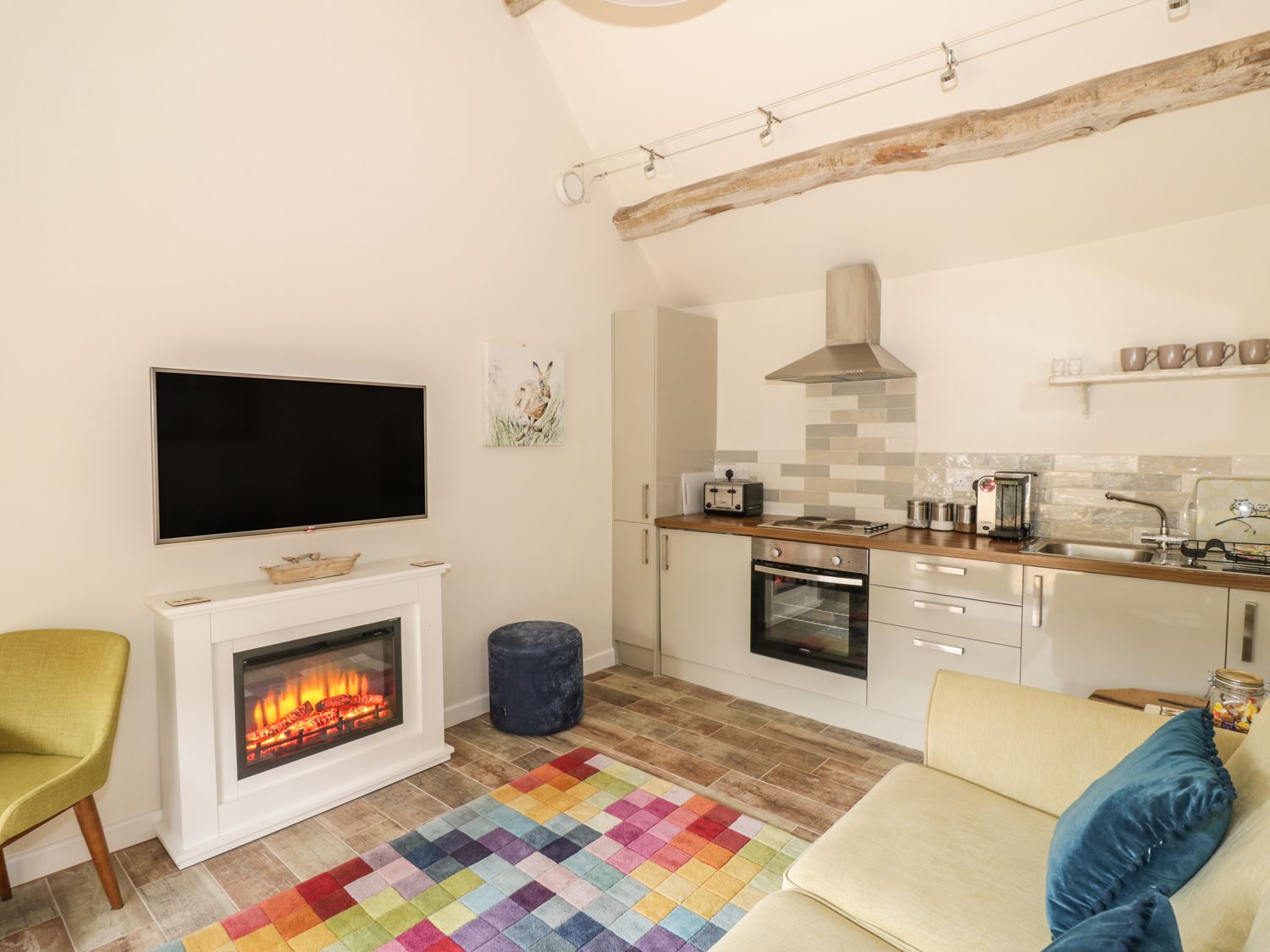 The Bolt Hole, Warwickshire